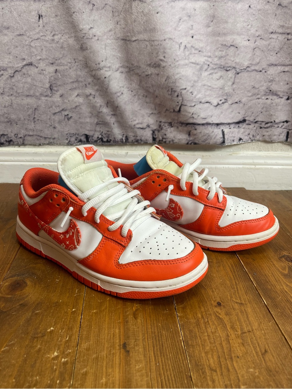 Nike dunk orange paisley womens size 6.5